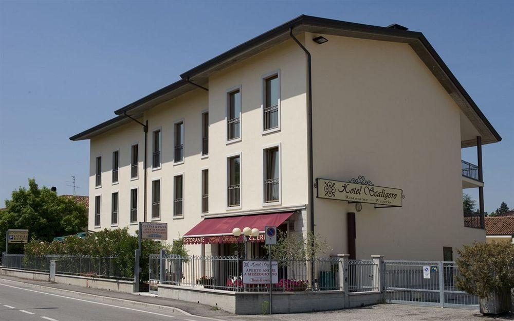 Hotel Scaligero Sommacampagna Buitenkant foto